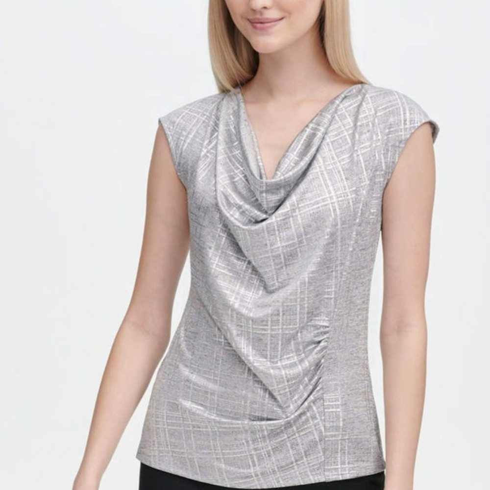 💗 Calvin Klein Metallic Top